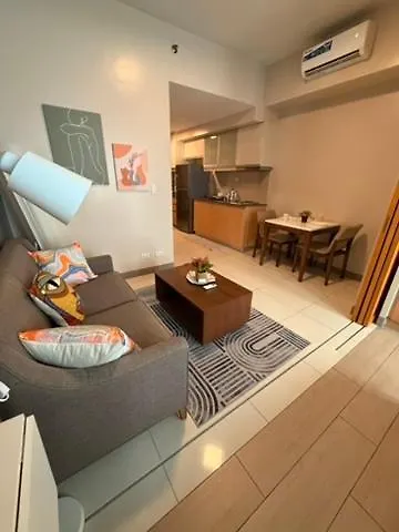 One Bedroom With Netflix At Uptown Residences, Bgc, Taguig Aparthotel